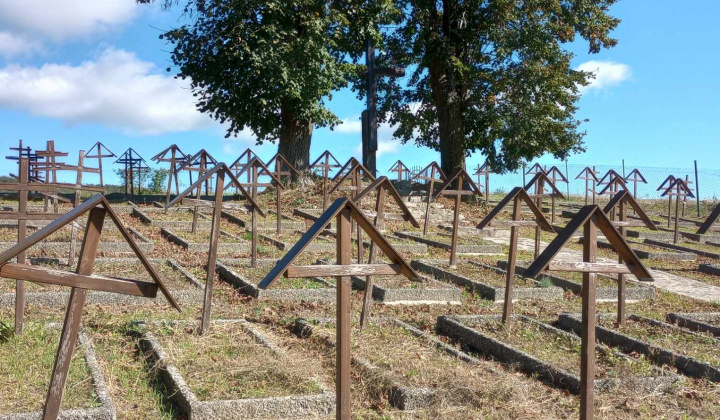 Obnova vojnového cintorína padlých vojakov z 1. svetovej vojny 